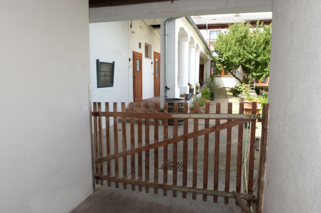 Weingut Martinshof Hotel Sankt Ulrich  Luaran gambar